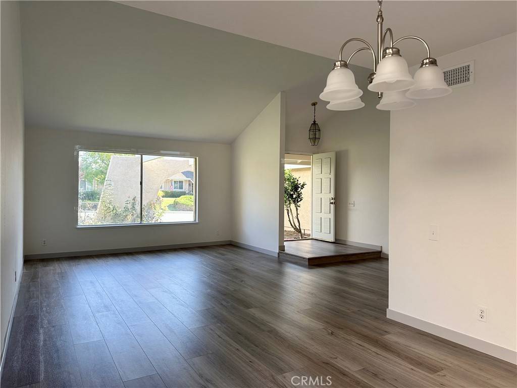 Mission Viejo, CA 92691,24171 La Pala LN