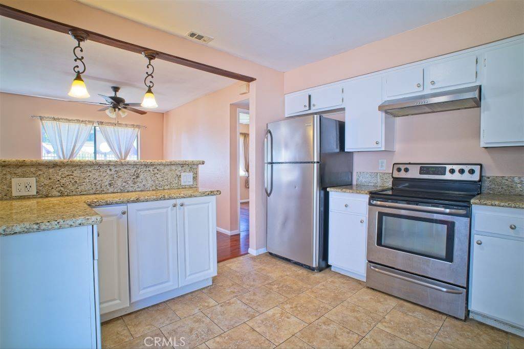 Anaheim, CA 92806,408 N Via Roma
