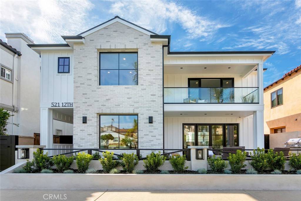 Huntington Beach, CA 92648,521 12th ST