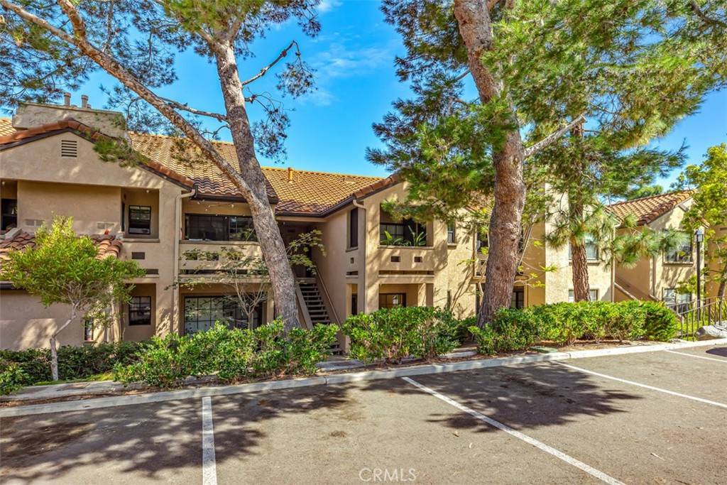 San Clemente, CA 92672,1046 Calle Del Cerro #411
