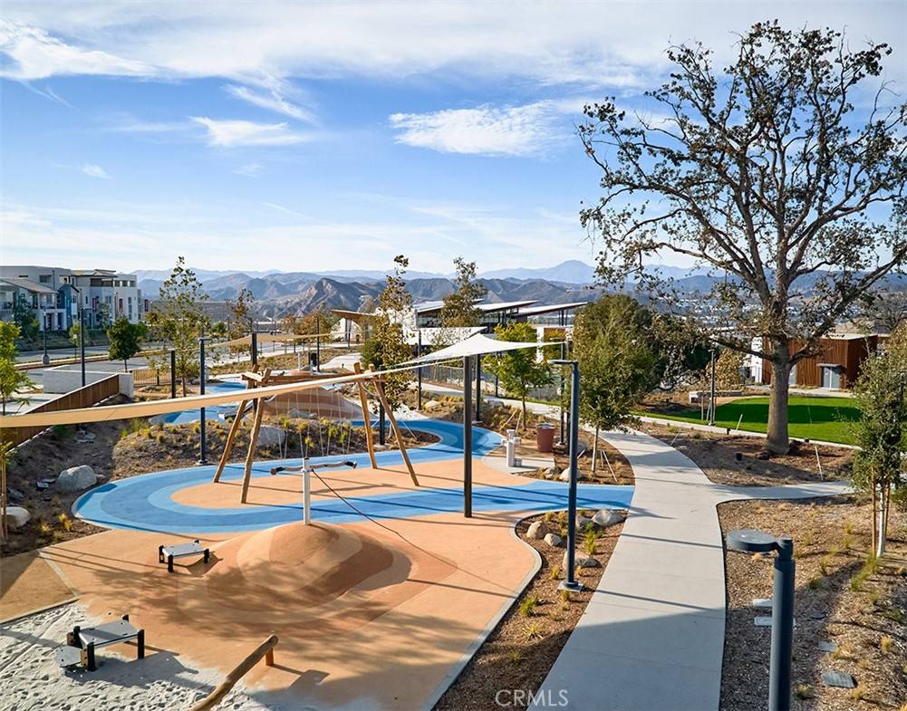 Valencia, CA 91381,27310 Bear Paw LN