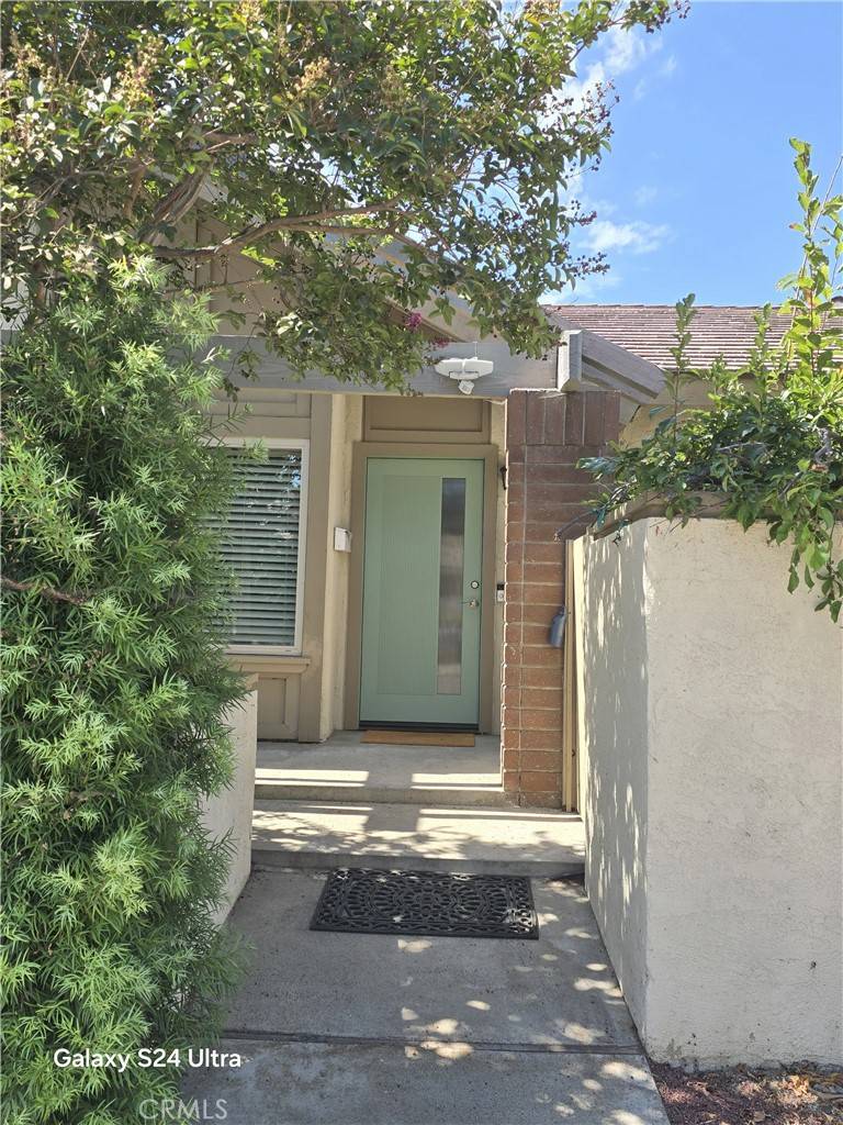 Tustin, CA 92780,14301 Cherrywood LN