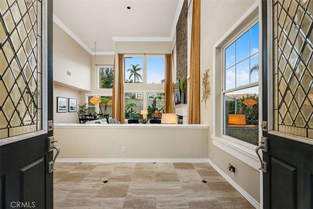 Rancho Santa Margarita, CA 92679,6 Barneburg