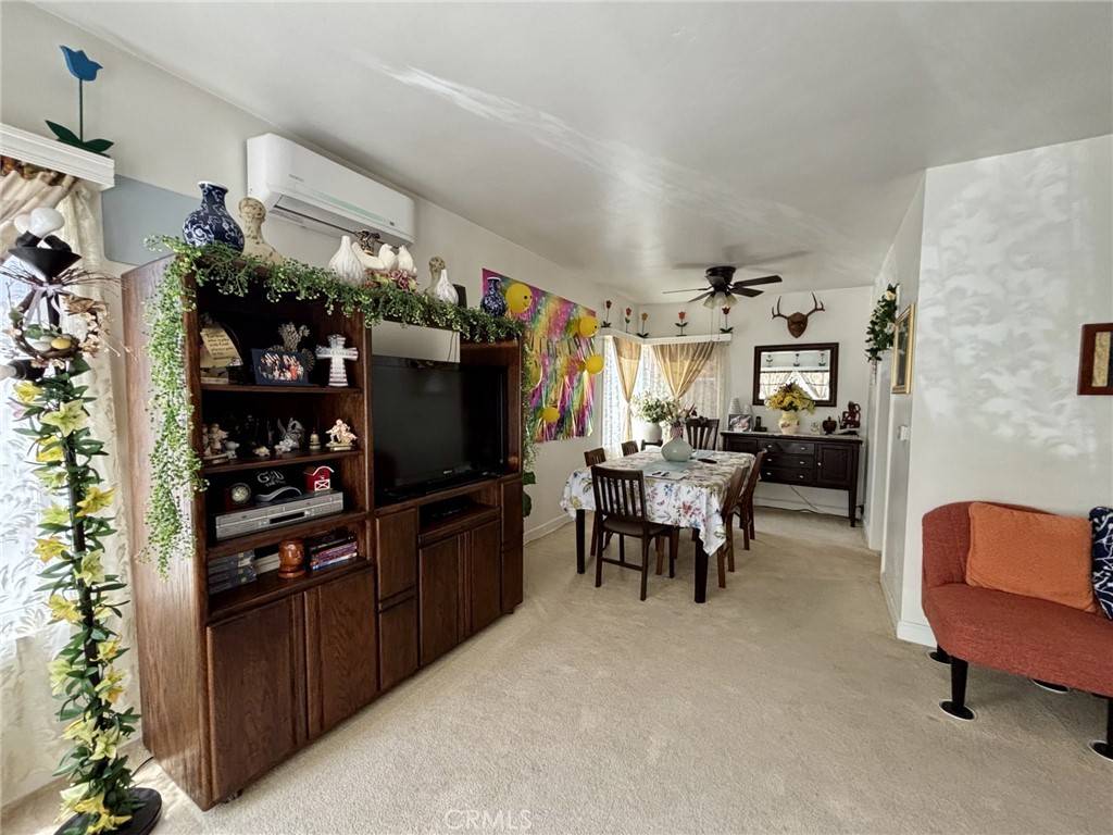Santa Ana, CA 92707,1902 S Parton ST