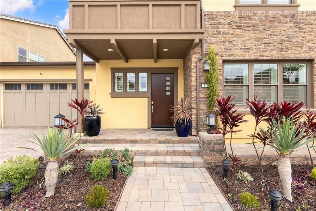 Irvine, CA 92618,110 Pixel