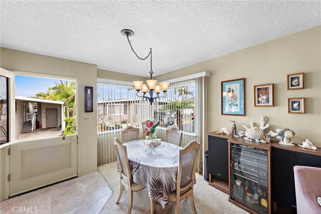 Newport Beach, CA 92660,114 Yorktown