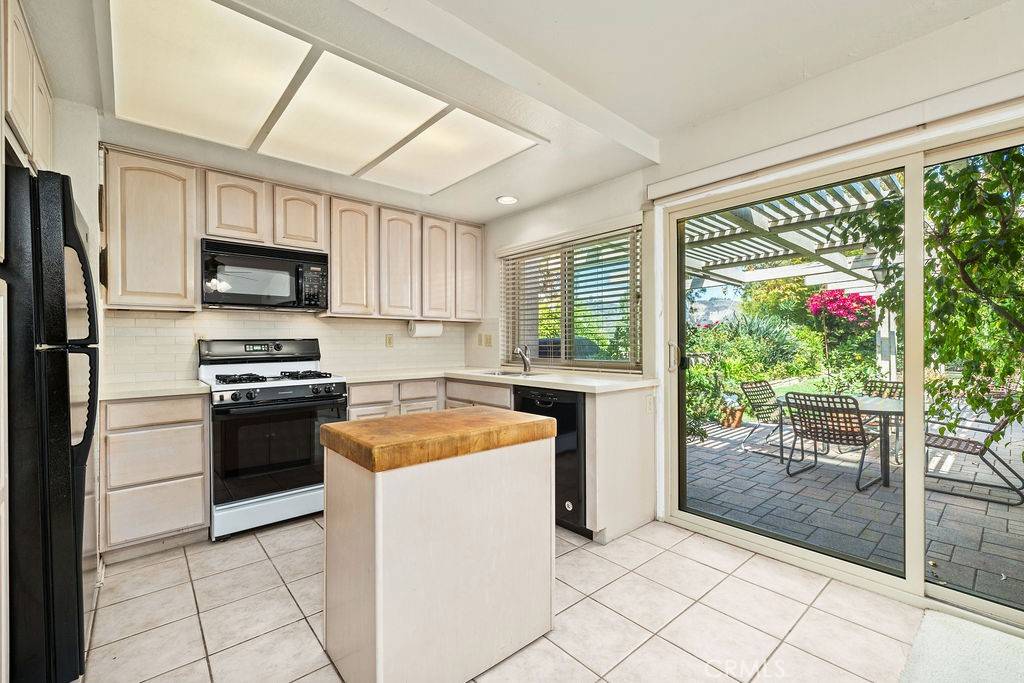 San Juan Capistrano, CA 92675,31121 Via Santo Tomas