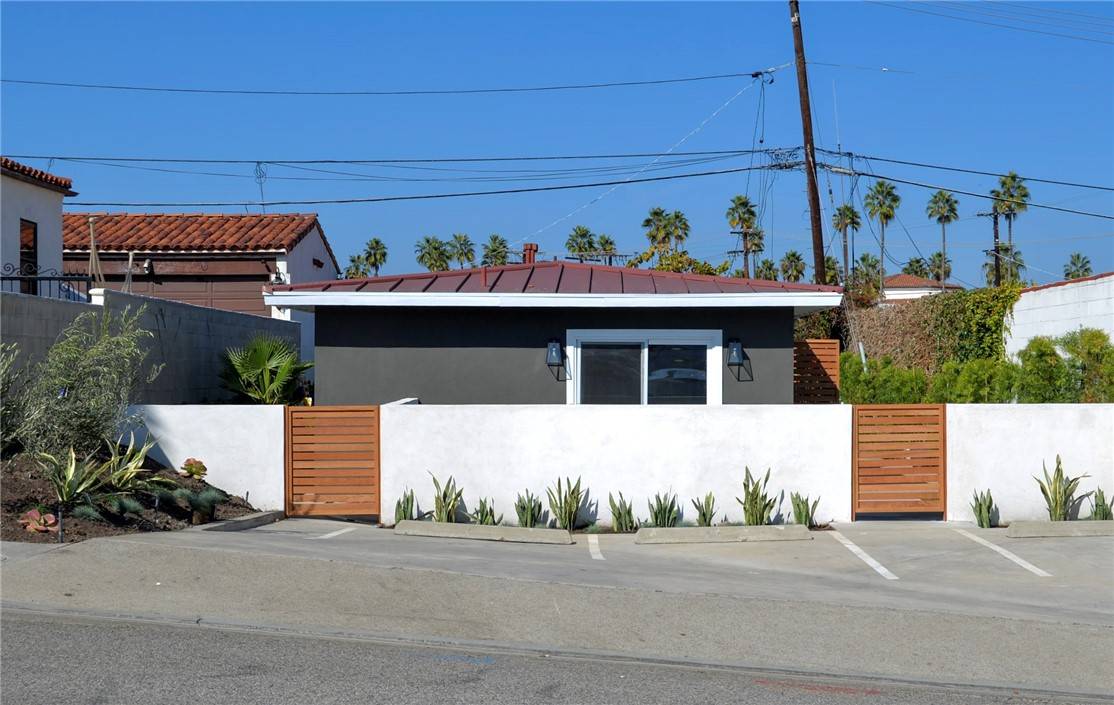 San Clemente, CA 92672,124 Avenida Miramar