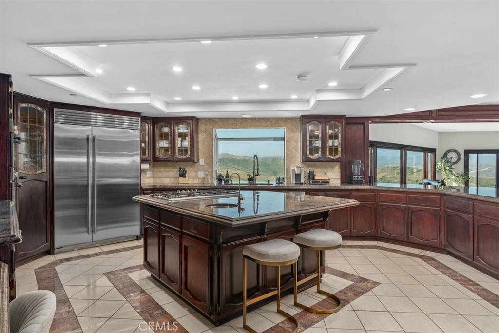 San Clemente, CA 92672,868 Avenida Acapulco