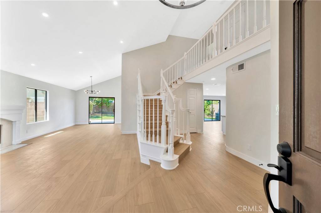 La Palma, CA 90623,8261 Sparrow LN