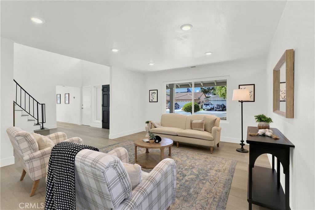 Oceanside, CA 92056,3726 Kelton DR