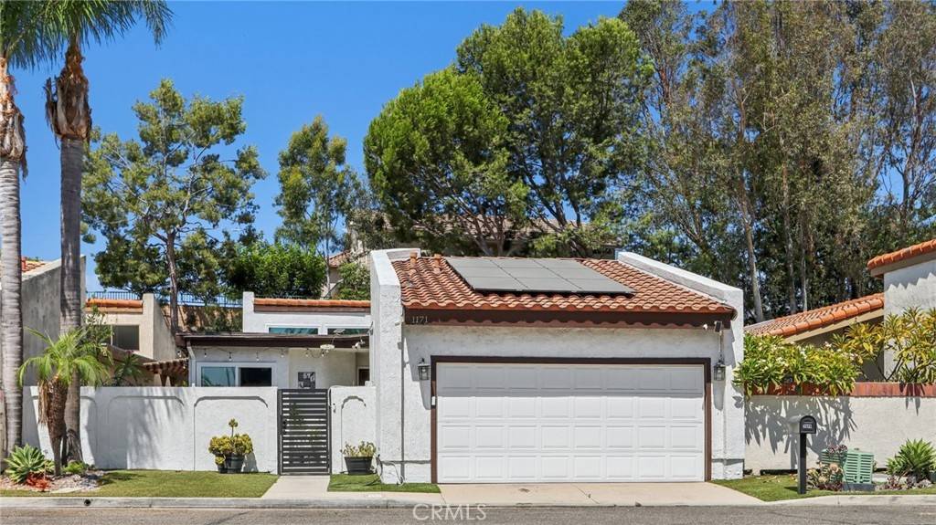 Placentia, CA 92870,1171 Curie Lane