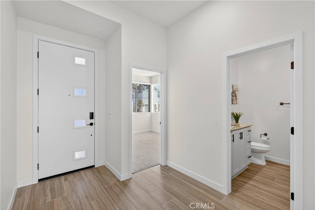 Fallbrook, CA 92028,35164 Bergamot Cove