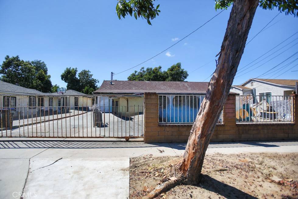 Santa Ana, CA 92703,702 N Gunther