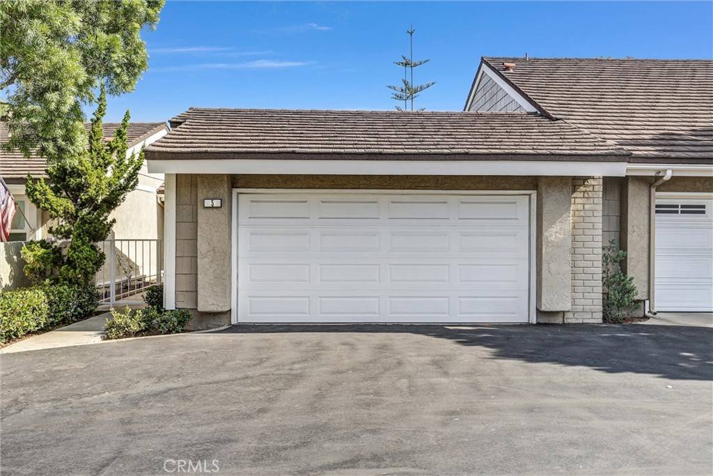 Irvine, CA 92604,5 Fernbank #57