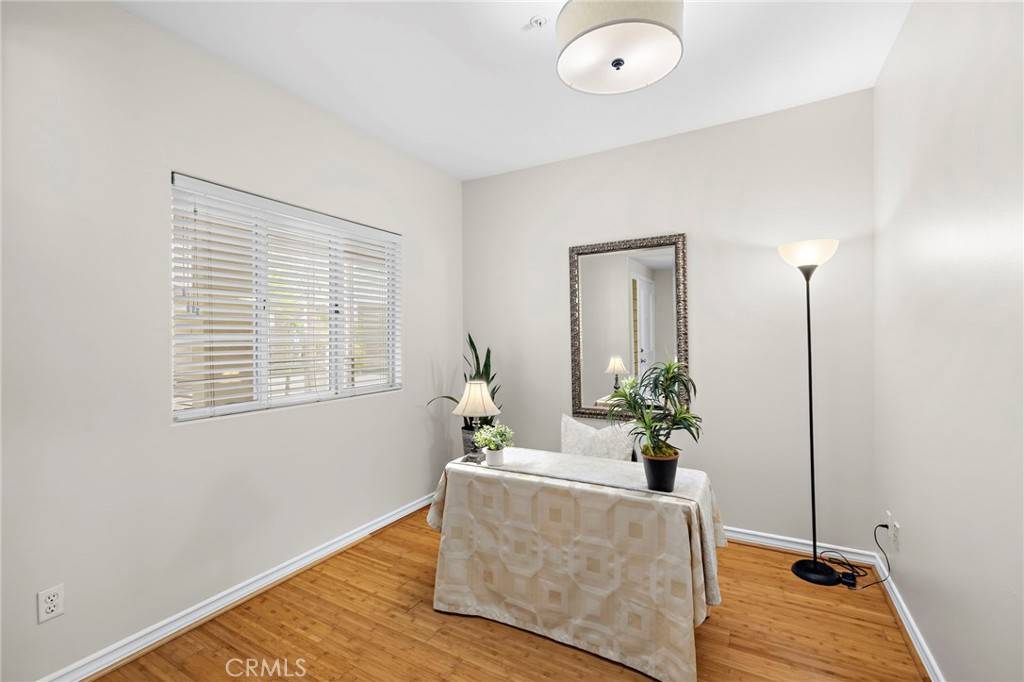 Irvine, CA 92612,2243 Martin ST #310