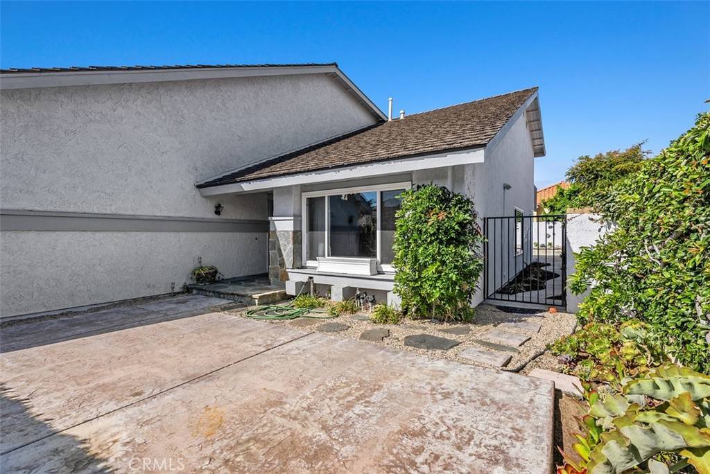 Dana Point, CA 92629,32901 Buccaneer