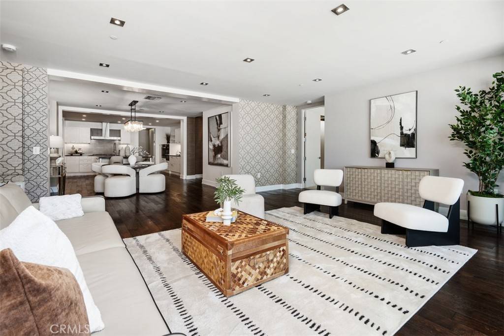 Beverly Hills, CA 90210,432 N Oakhurst Dr #503