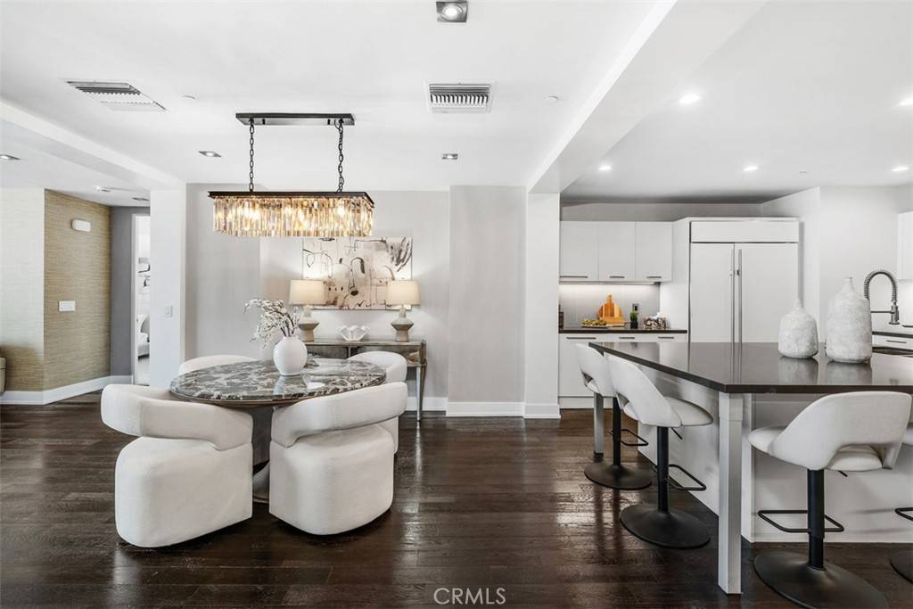 Beverly Hills, CA 90210,432 N Oakhurst Dr #503