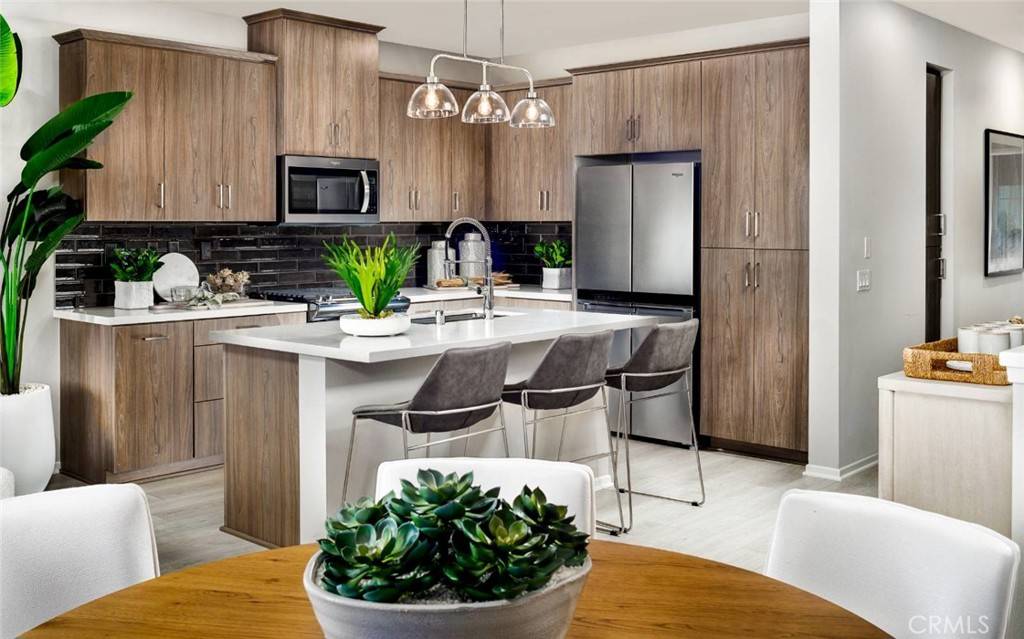 Ontario, CA 91761,4152 S S. LIMECREST PASEO #24