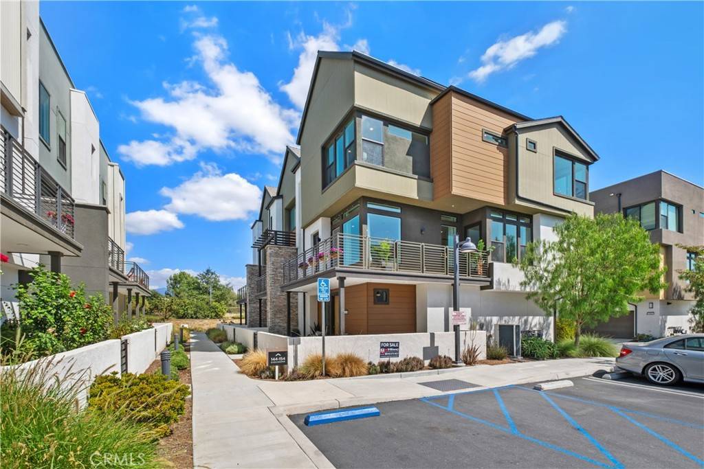 Irvine, CA 92618,154 Keeper