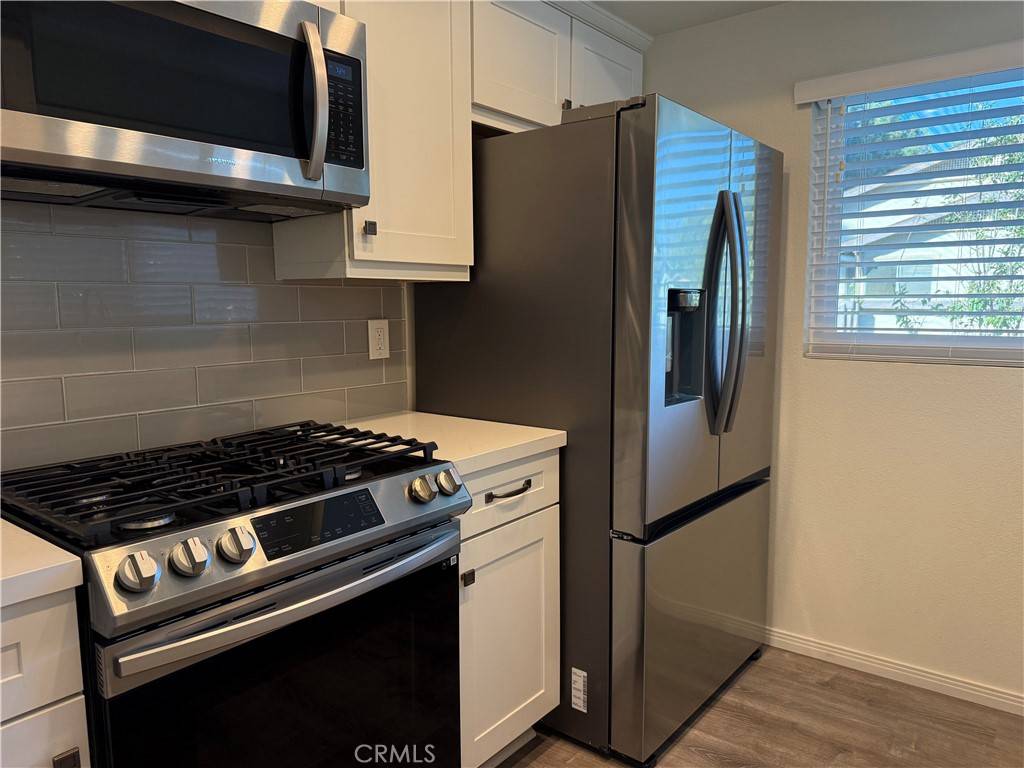 Irvine, CA 92614,64 Windjammer #32