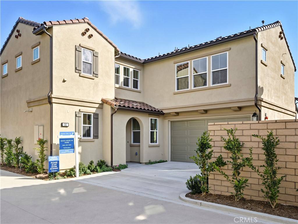 Placentia, CA 92870,582 McFadden ST