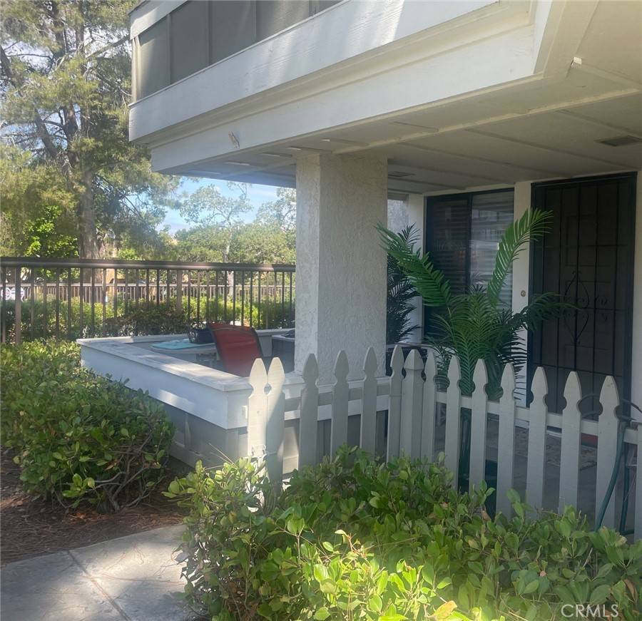 Lake Forest, CA 92630,22201 Center pointe