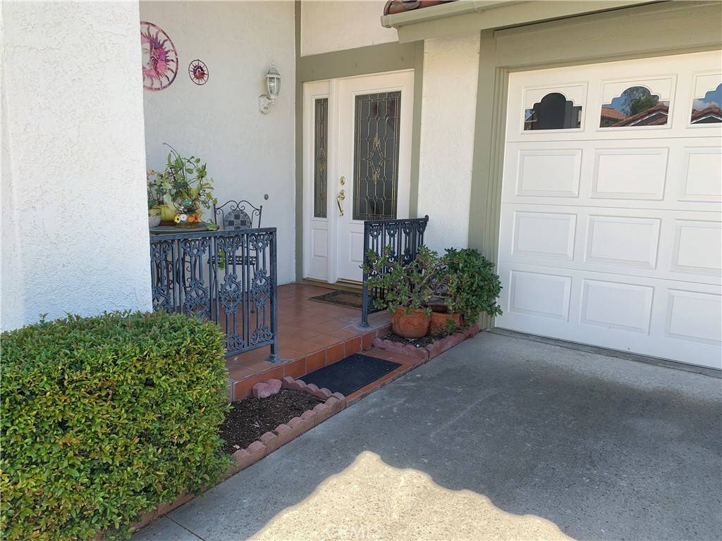 Mission Viejo, CA 92692,28258 Zarza