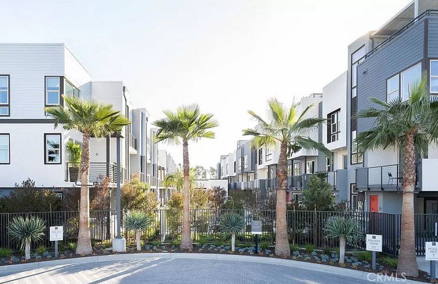 Irvine, CA 92614,322 Placemark