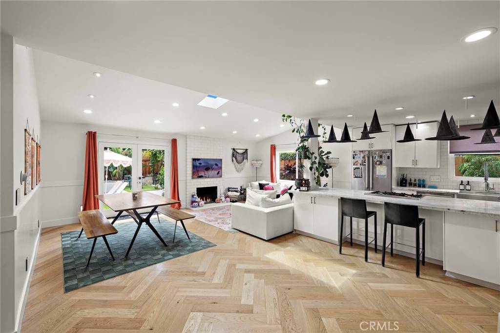 Costa Mesa, CA 92626,1585 Baker