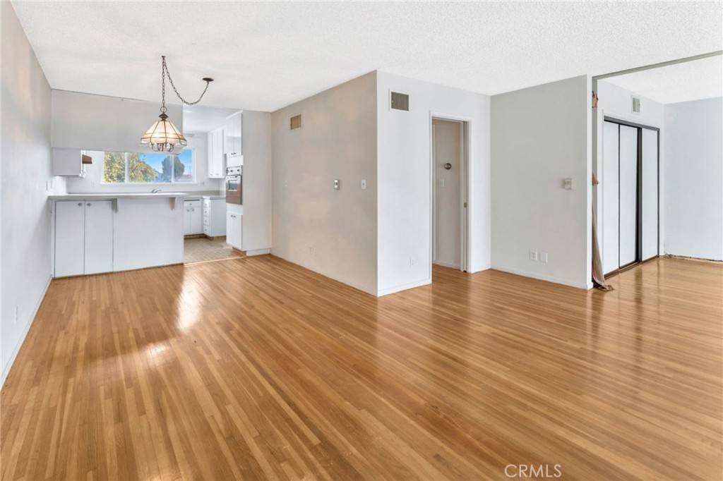 Long Beach, CA 90815,5200 E Atherton #108