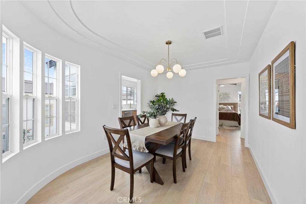 Los Angeles, CA 90043,4254 W 58th PL