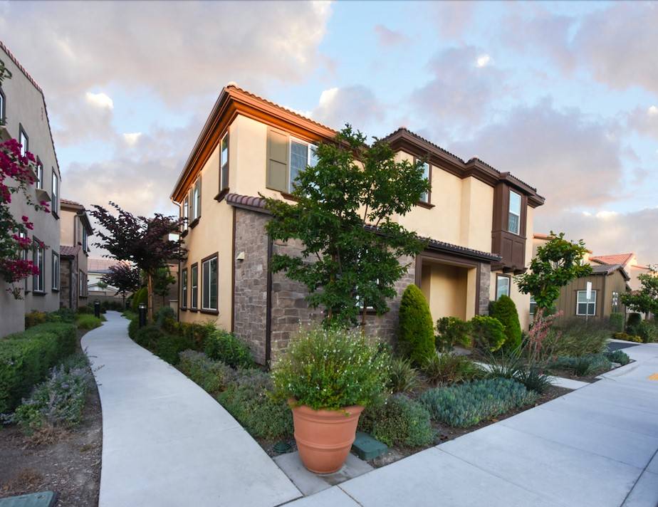 Eastvale, CA 92880,7075 Montecito LN