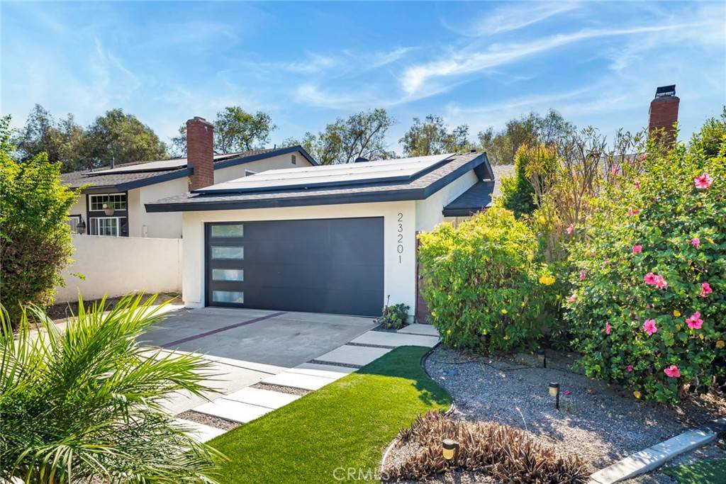 Mission Viejo, CA 92691,23201 Via Mirlo