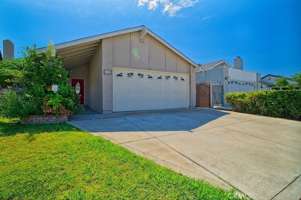 Santa Ana, CA 92707,1122 W Alton Ave
