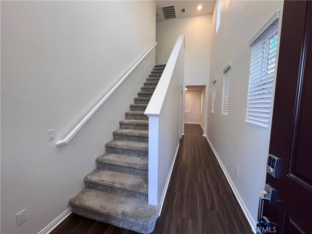 Lake Elsinore, CA 92530,913 Helena Ridge