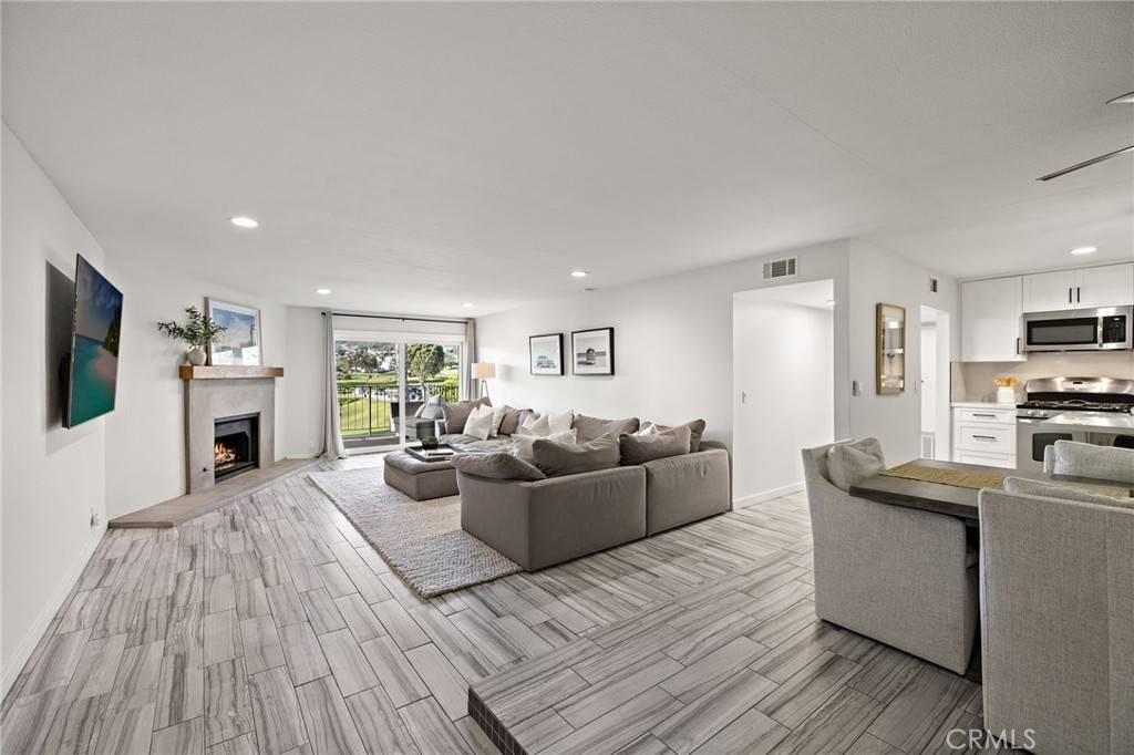 San Clemente, CA 92672,2501 S El Camino Real #309