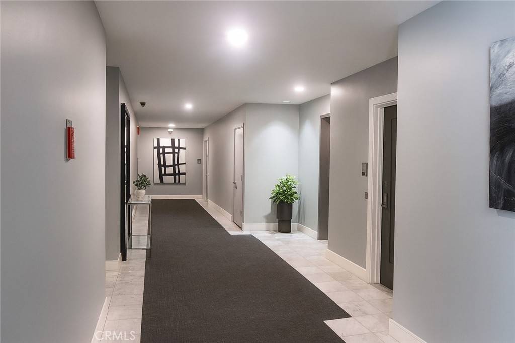 West Hollywood, CA 90069,8490 Fountain #306