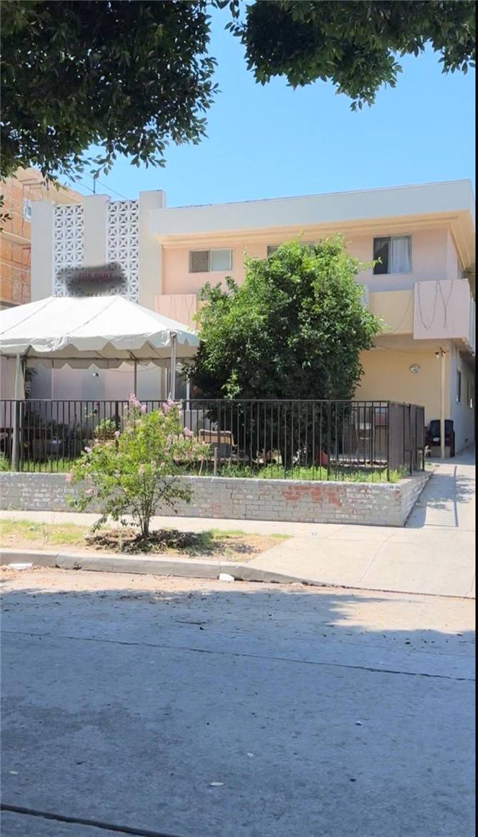 Hollywood, CA 91606,6651 Beck AVE