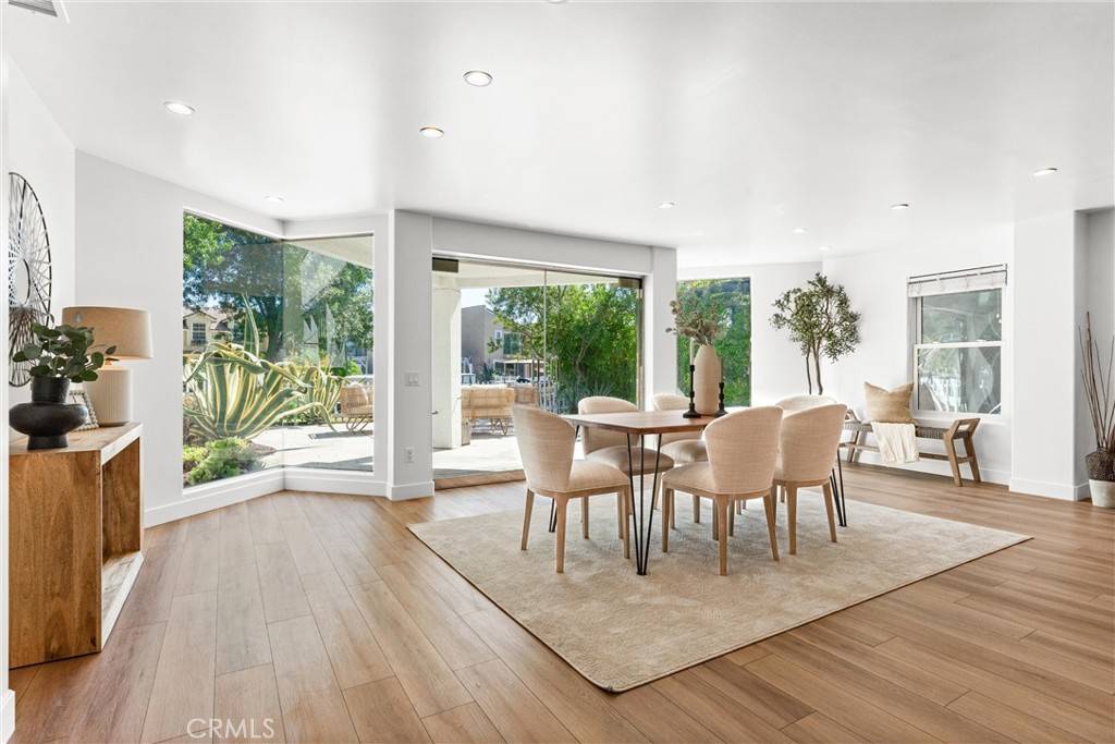 Lake Forest, CA 92630,21886 Winnebago