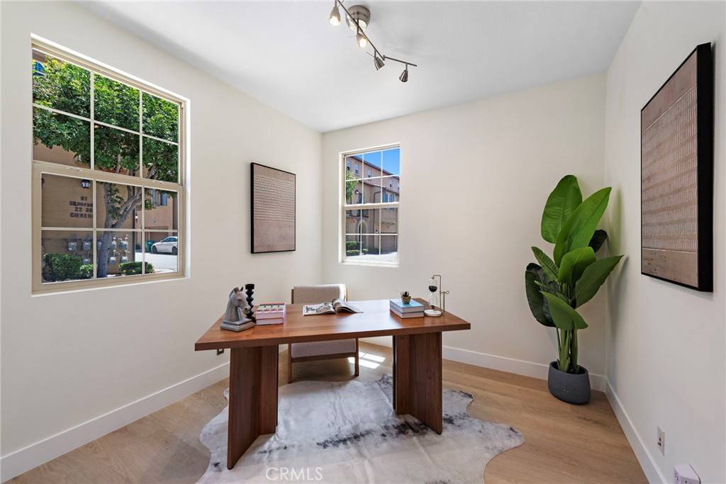 Irvine, CA 92618,50 Cienega