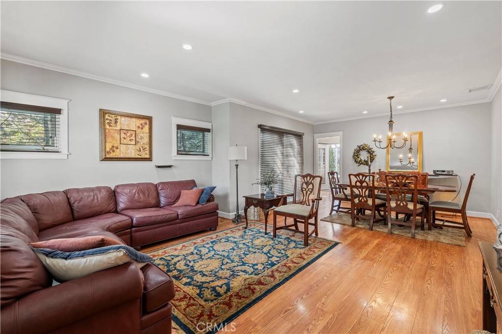 Long Beach, CA 90814,325 N Winnipeg PL