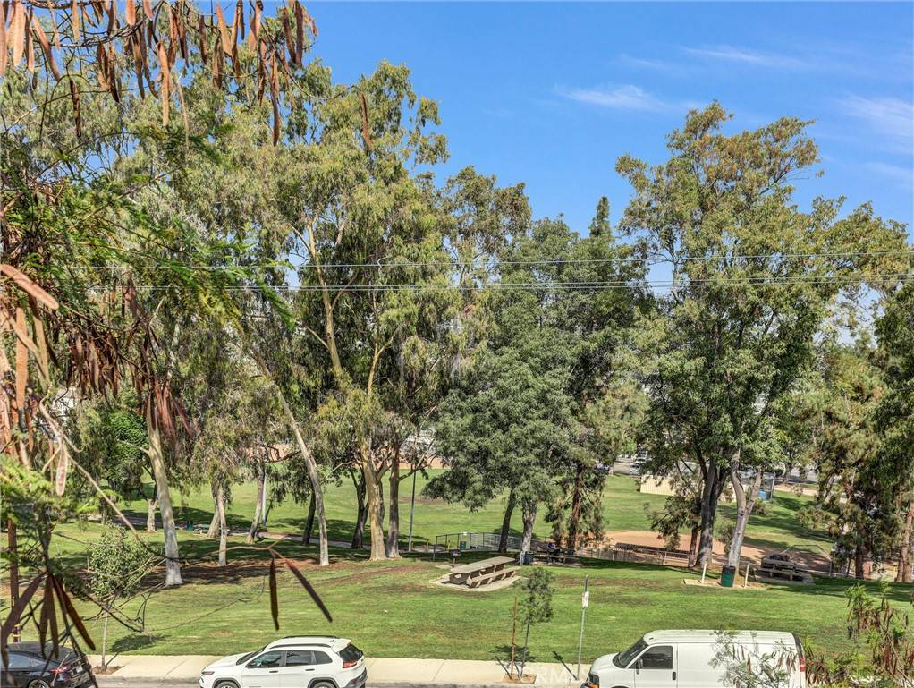 Los Angeles, CA 90063,4126 E 1st