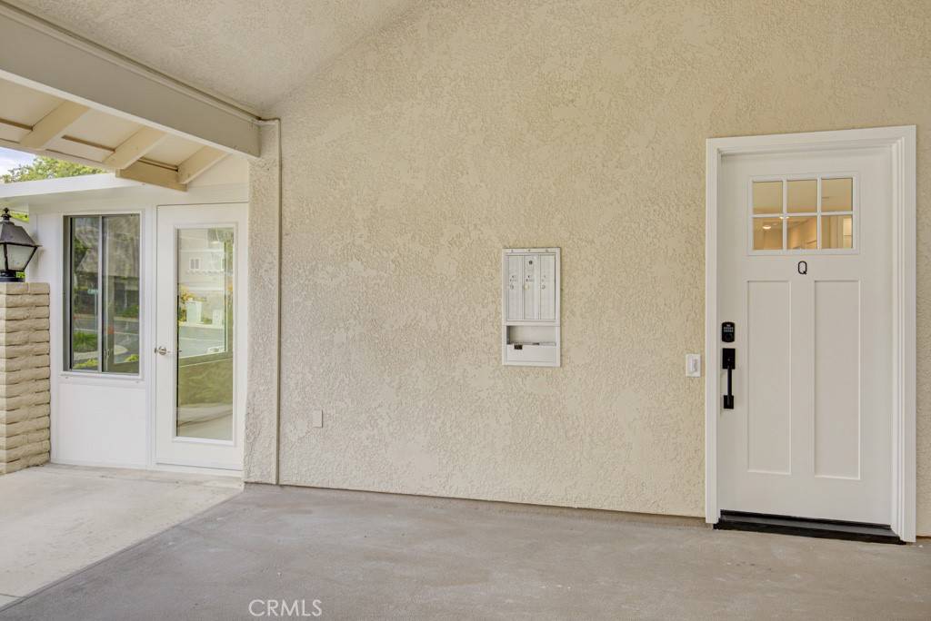 Laguna Woods, CA 92637,2171 Via Mariposa #Q
