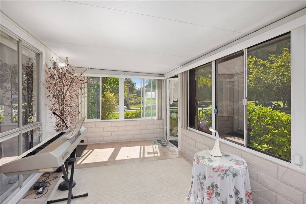 Laguna Woods, CA 92637,2348 Via Mariposa West #B