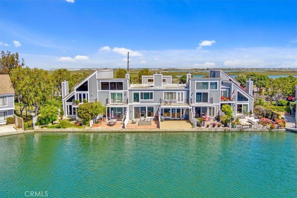 Huntington Beach, CA 92649,3582 Bravata DR