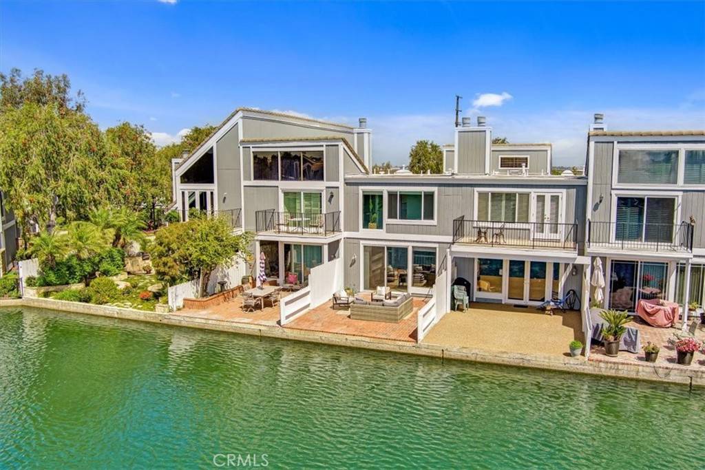 Huntington Beach, CA 92649,3582 Bravata DR