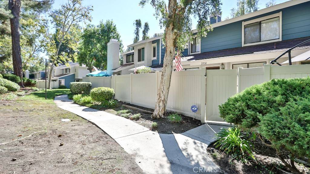 West Covina, CA 91792,3538 Bottlebrush