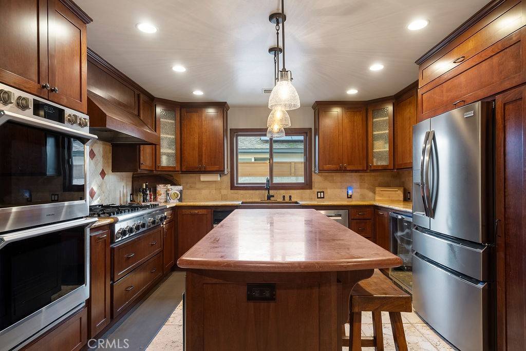 Long Beach, CA 90815,1826 Mcnab